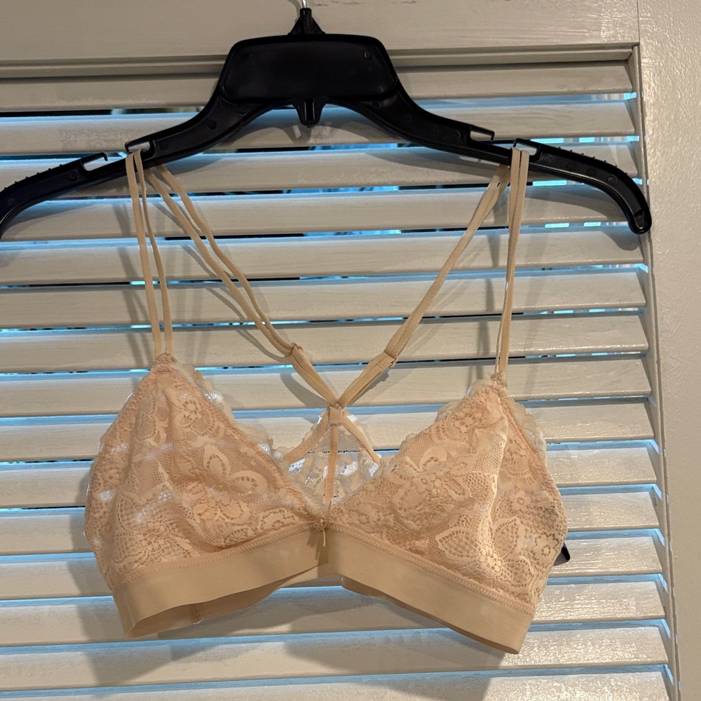 Aerie Lace Bralette in Soft Cream